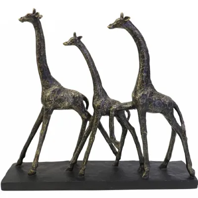 Family Of Three Giraffes Sculpture
